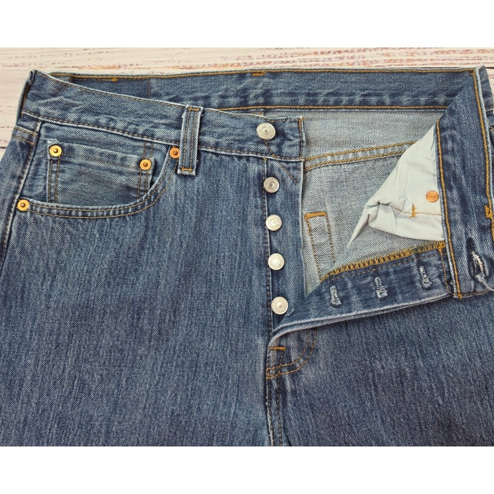 Levis 501 Jeans Mens 32x34 Blue Excellent BUTTON FLY Straight Leg Denim